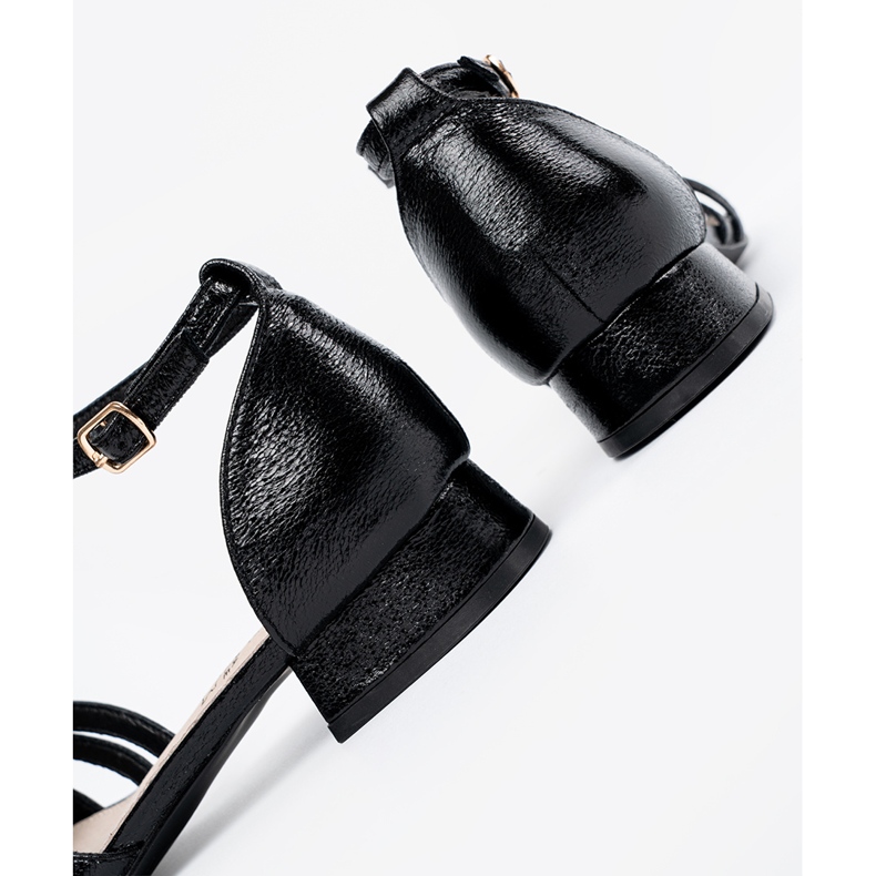 Goodin Elegantne crne sandale s niskim sjedom crno 1