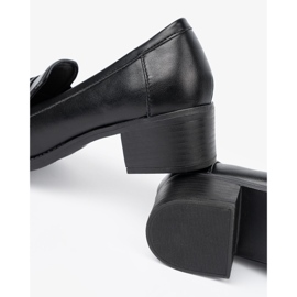 Shelvt Crne ženske cipele s elegantnom kopčom crno 1