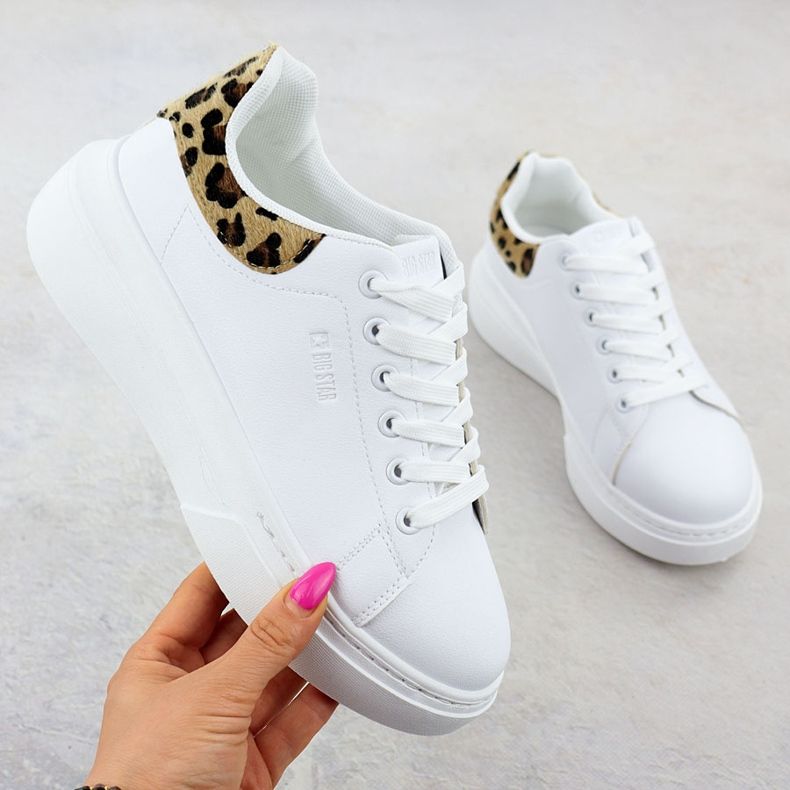 Ženske sportske cipele na platformi White Big Star SS274247 bijela 1