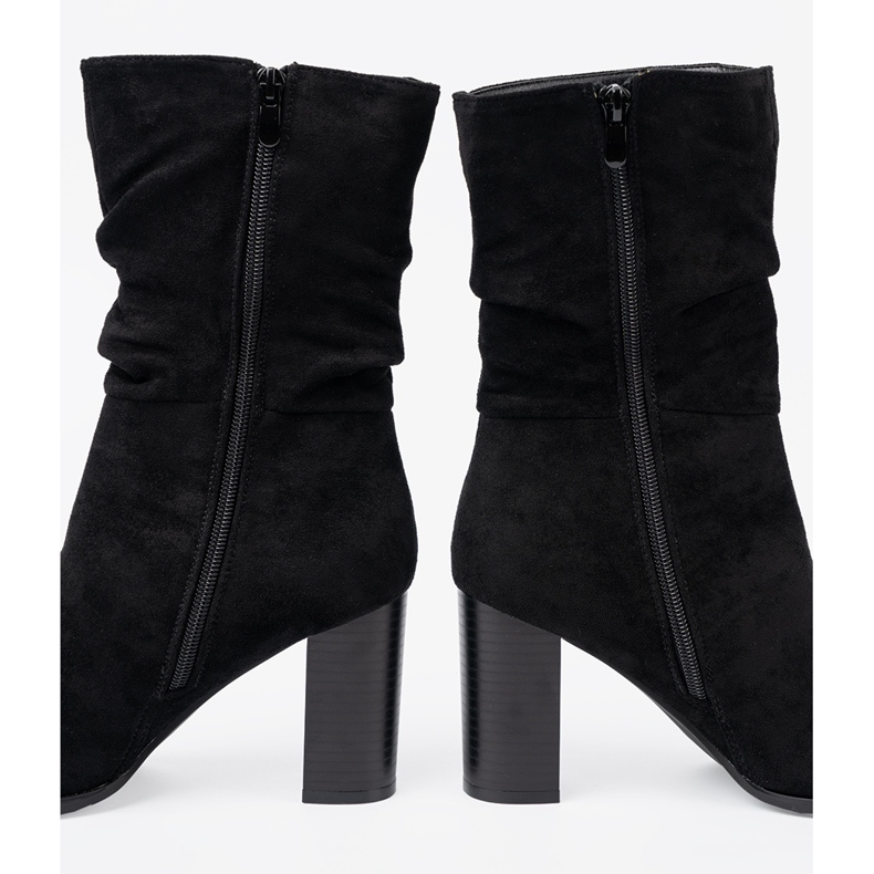 Shelvt Crne čizme na posta s gornjim gornjim dijelom crna 1