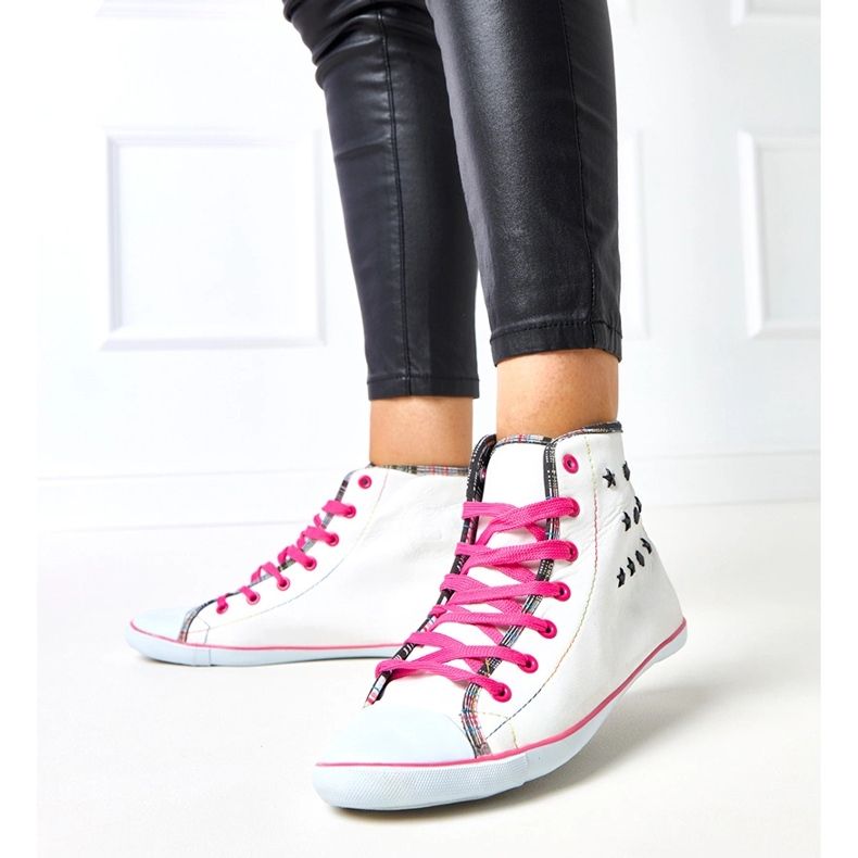 Bijele tenisice za gležnjeve s geometrijskim uzorkom Kalerrt bijela 1