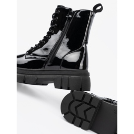 Shelvt Crni lakirani radnici na ogromnom potplatu crna 2