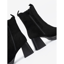 Shelvt Elegantne čizme na posta s fleksibilnim umetcima crna 2