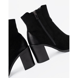 Shelvt Crne sukne čizme na visokoj stupu izolirane crna 1