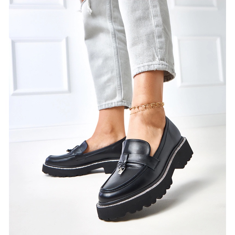 Crni loaferi s ukrasom i kubičnim cirkonijom crno 1