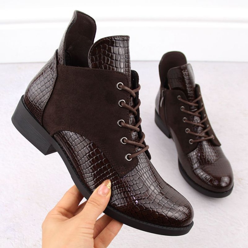 Vinceza Vincez čizme 1647. siječnja348b smeđa 1