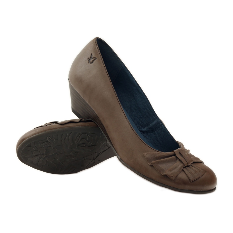 Ženske pumpice s mašnicom Caprice 22307 smeđa višebojan 3