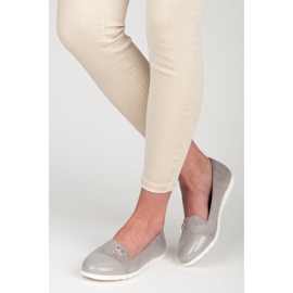 Vinceza Lordy s lakiranim prstom siva 2