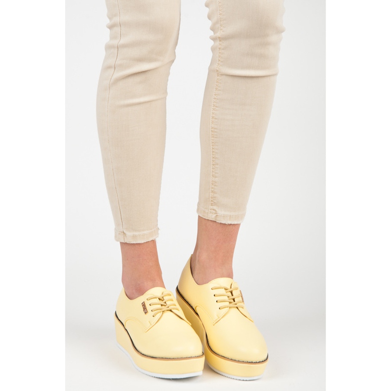 Vices Vezane cipele na klin poroci žuta boja 1