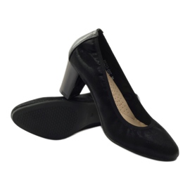 Sergio Leone Crpke na stubu 233 crne crno 3