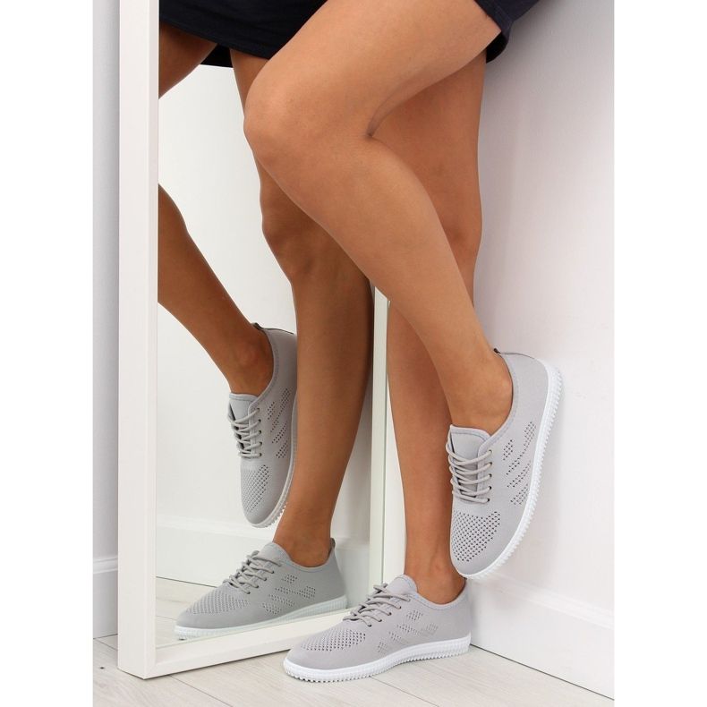 Siva Ženske sive tenisice LA10P Siva 1