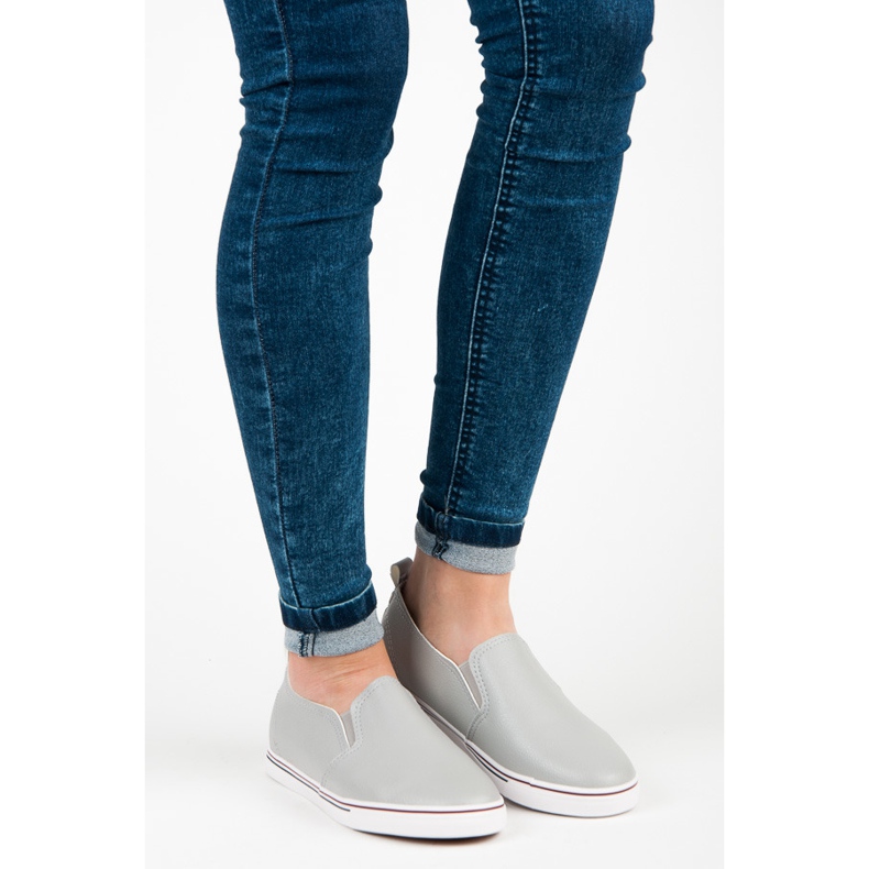 Navucite tenisice siva 1