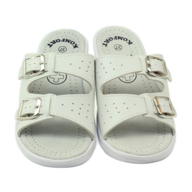 American Club Udobne medicinske papuče American 3/2018 bijela 5