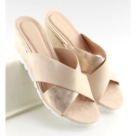 Ružičaste papuče na niskom klin pink Y-8219 Pink ružičasta 2