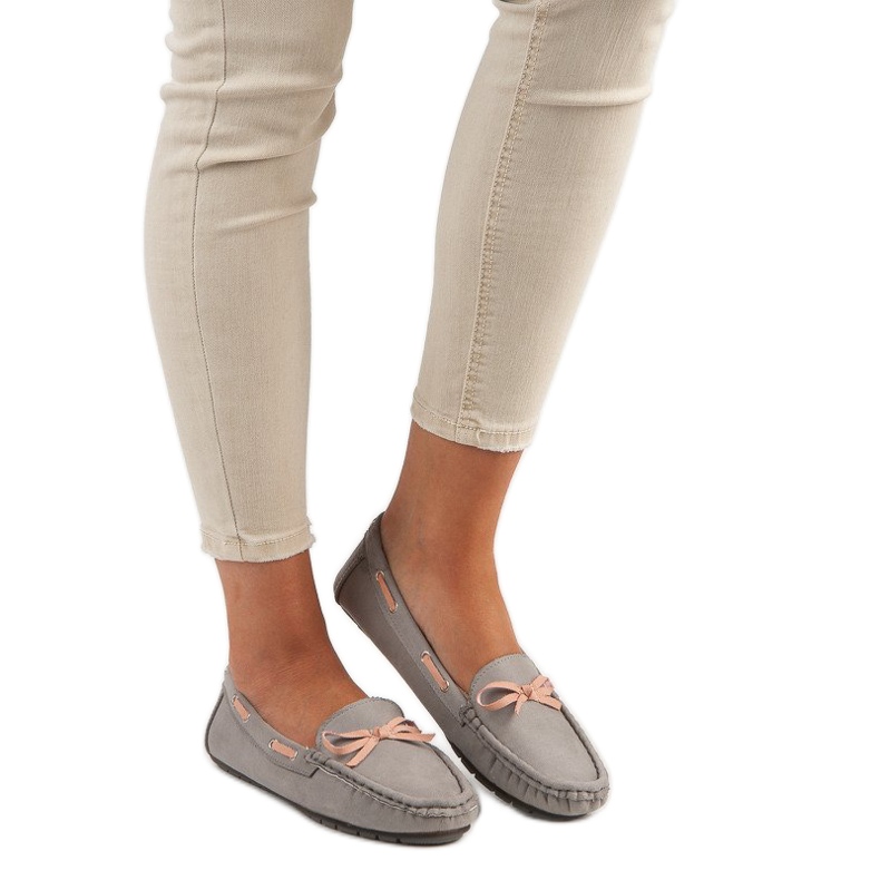 Tullo Elegantne antilop mokasine siva 1