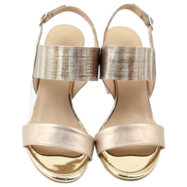 Sandale na zlatnom stupcu Gamis 3390 zlatni 4