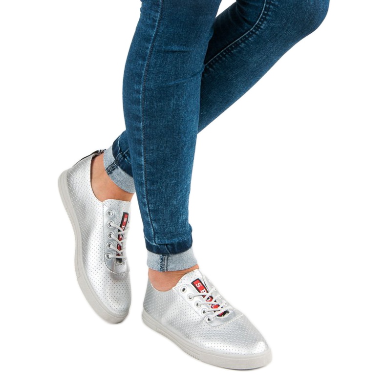 Srebrne tenisice s ažurom siva 1