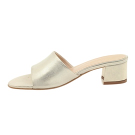 Sagan zlatne papuče 2554 zlatni 2