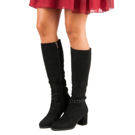 Čizme od antilopa na postu crna 1