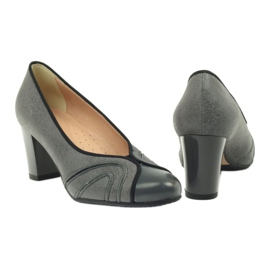 Sivi Espinto crpke na stupu siva 3