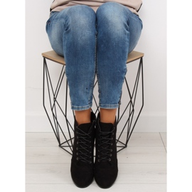 Čizme na stabilnoj peti crne JA161 crno 1