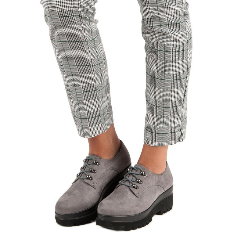 Cipele od antilopa u sivoj boji siva 2