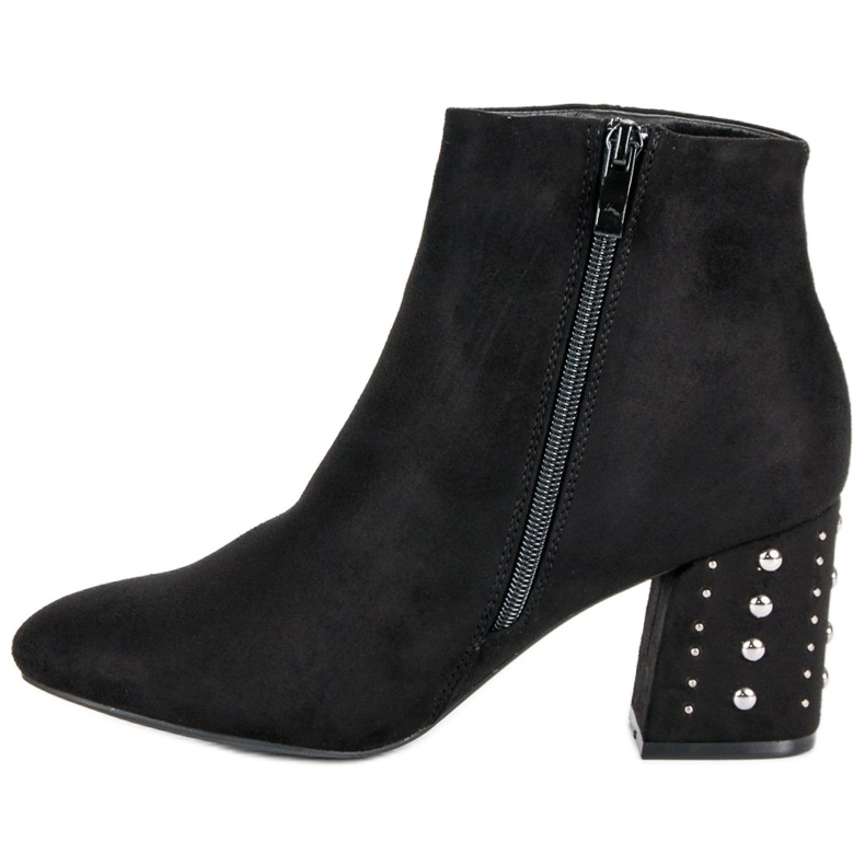 Elegantne čizme na postu crna 1