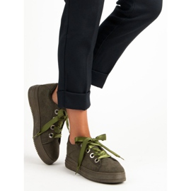 Tamnozelene tenisice od antilopa zelena 2