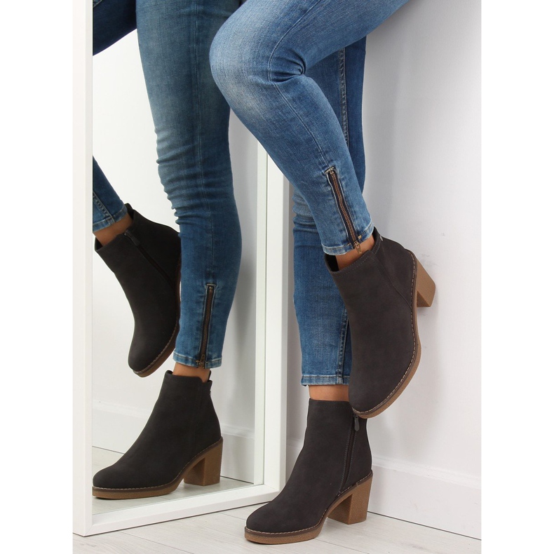 Sive čizme s visokim potpeticama 7B670 Siva 2