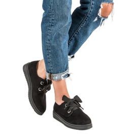 Tenisice na vezicu od antilopa crno 1