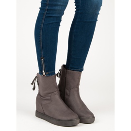 Bestelle Bordo čizme na klin siva 1