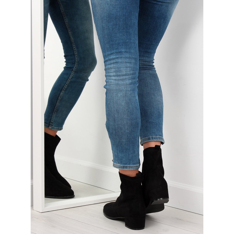 Crne čizme s niskim potpeticama F184 Black crno 1
