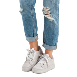 Svjetlo sive tenisice od antilopa siva 1