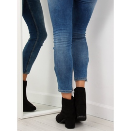 Crne čizme s visokim potpeticama F780 crne crna 1