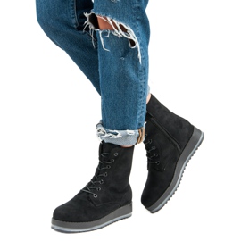 Tople, zavezane čizme crna 2