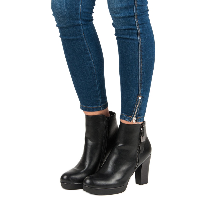 Klasične čizme na vinceza stupu crno 1