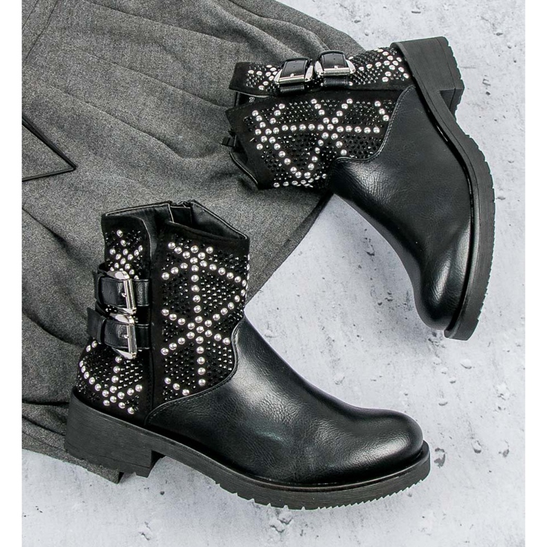 Elegantne ženske čizme crna 1