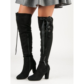 R'S Mušketiri od crne antilopa crna 2