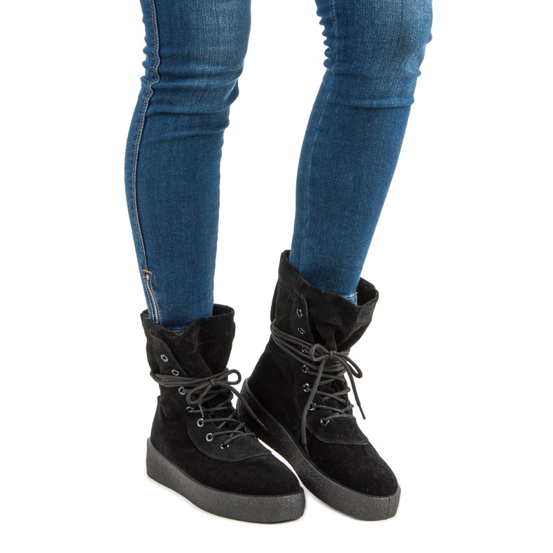 Čizme na vezanje crna 1