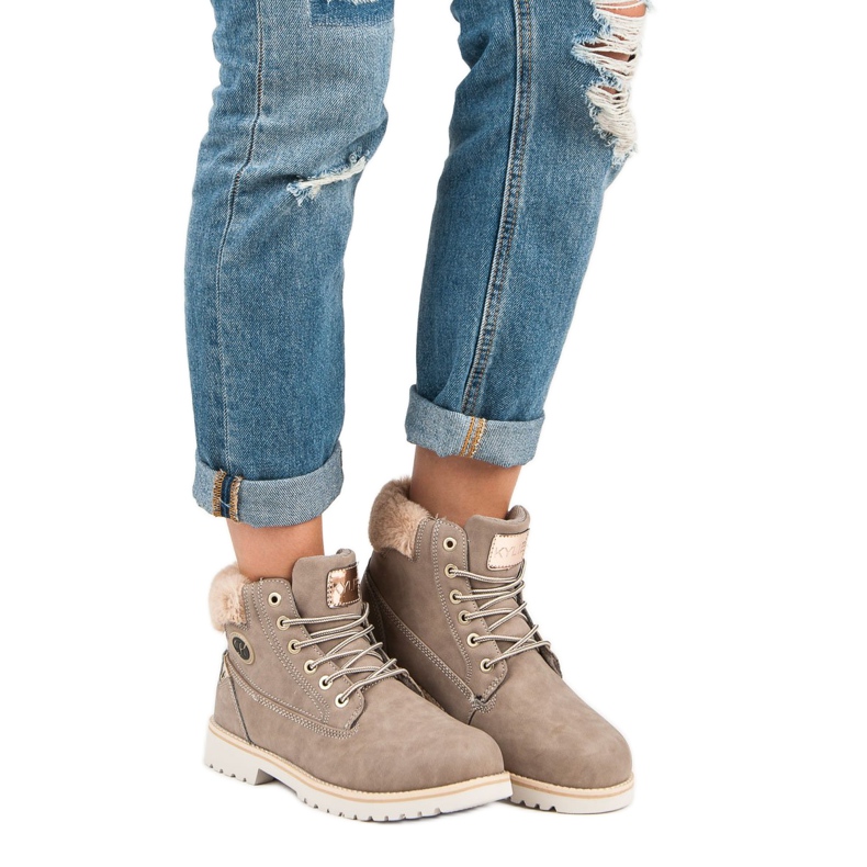 Kylie Smeđi hvatači smeđa 1