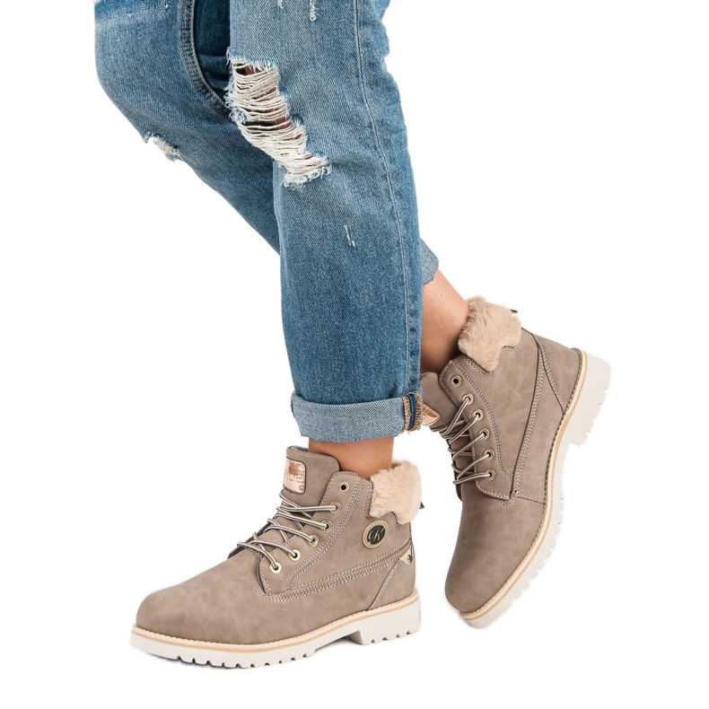 Kylie Smeđi hvatači smeđa 2