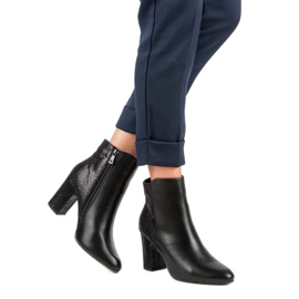 Kylie Crne čizme na postu crna 1