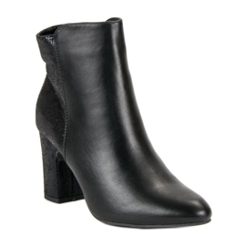 Kylie Crne čizme na postu crno 2