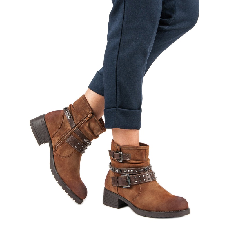 Vinceza Brončani radnici VINCEZ -a smeđa 1