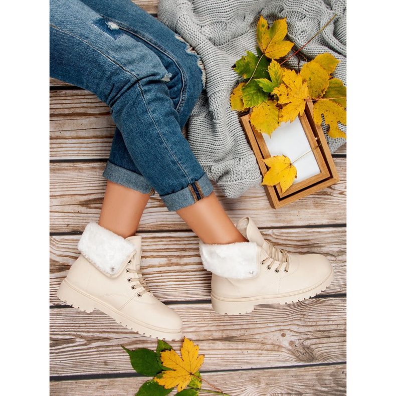 Bež hvatači s krznom 1