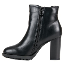 Kylie Crne čizme na postu crna 1