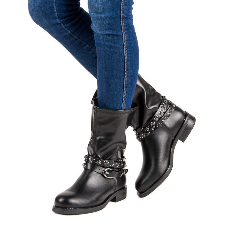 Small Swan Crni radnici crna 1