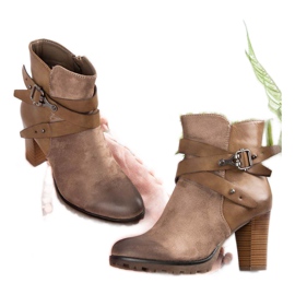 Super Mode Elegantne čizme na postu smeđa 1