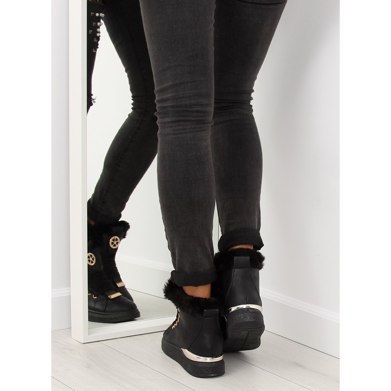 Crne izolirane tenisice F506 crne crna 1