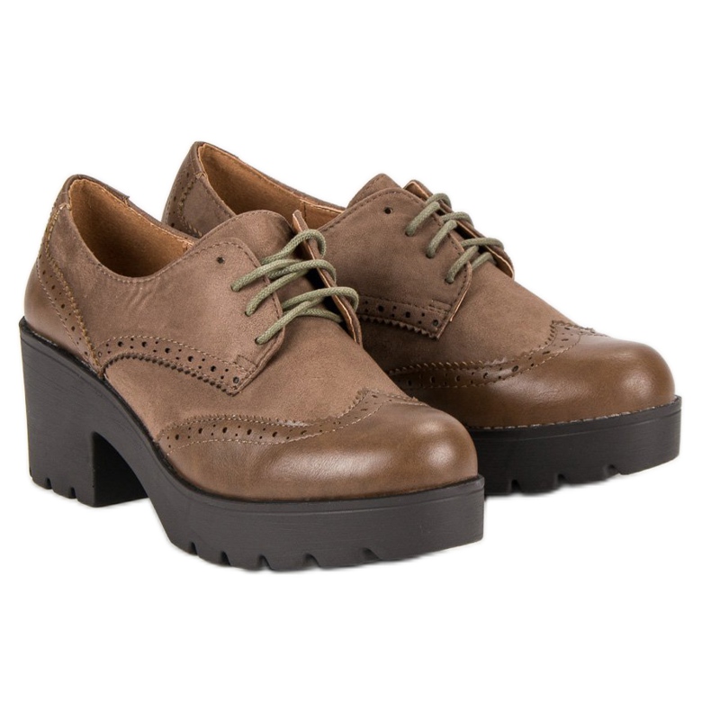 Ch. Creation Elegantne bež cipele 2